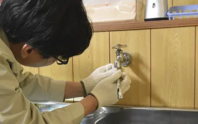 ご了承いただいたお見積もりと作業内容で作業を行います。